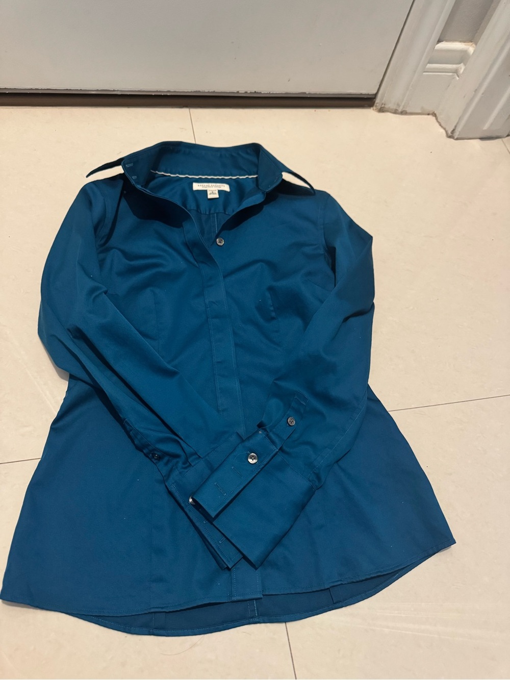 Banana Republic Teal Long-Sleeve Button-Down Shirt